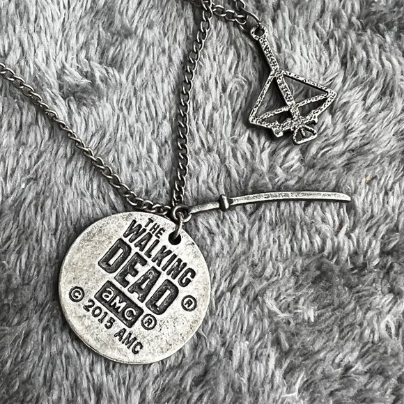 The Walking Dead Jewelry Lot Bracelets Necklaces 7 Pc Charms Black Silver Tone - Picture 7 of 12